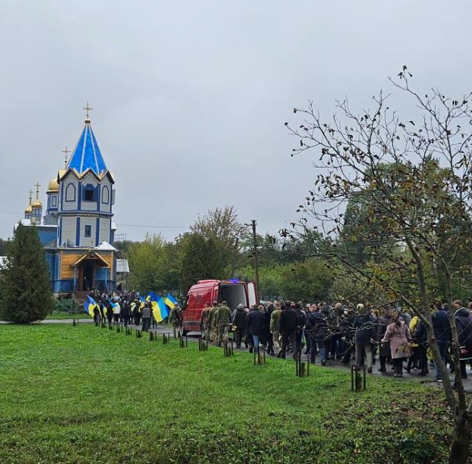 На Волині попрощалися з воїном Олегом Ющуком