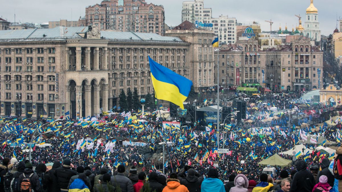 21 листопада: свята, події, факти. День гідності та свободи в Україні та Всесвітній день телебачення