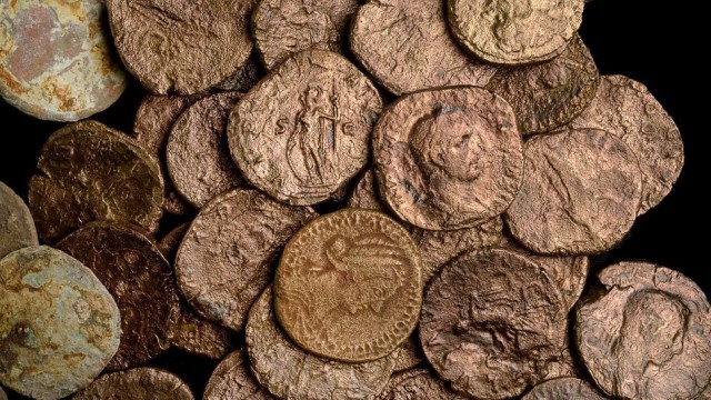 Золоті й срібні монети періоду Стародавнього Риму
