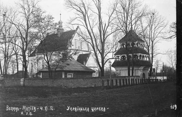 Луків. Церква Святої Параскеви 1723 р.